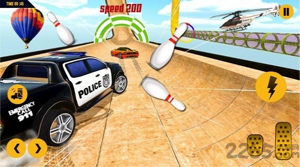 警方追车游戏